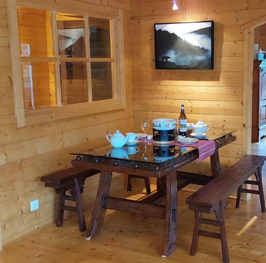 Chambre d'hôtes L'ours Bleu Les Diablerets Exterior foto